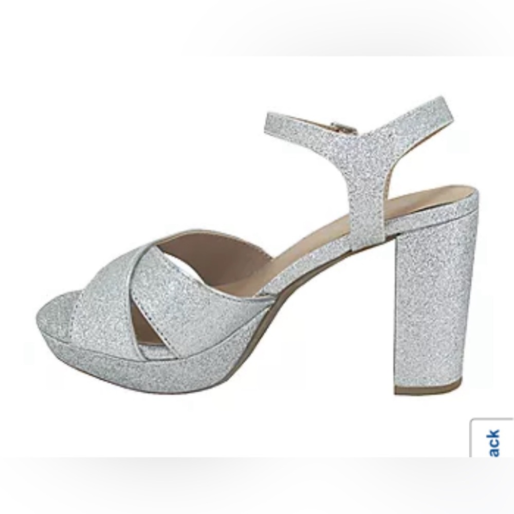 Woman shoes